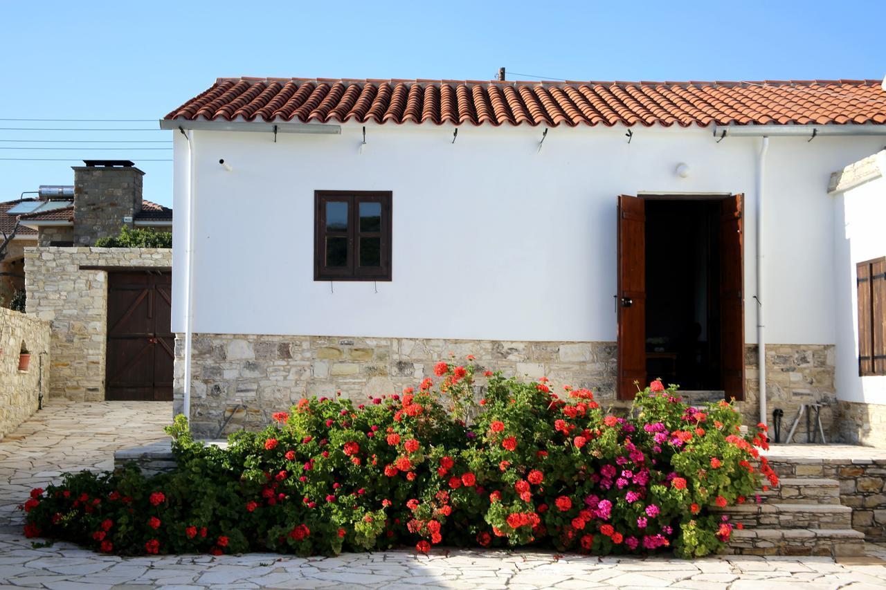 Charoullas Traditional Mansion Villa Alaminos Buitenkant foto