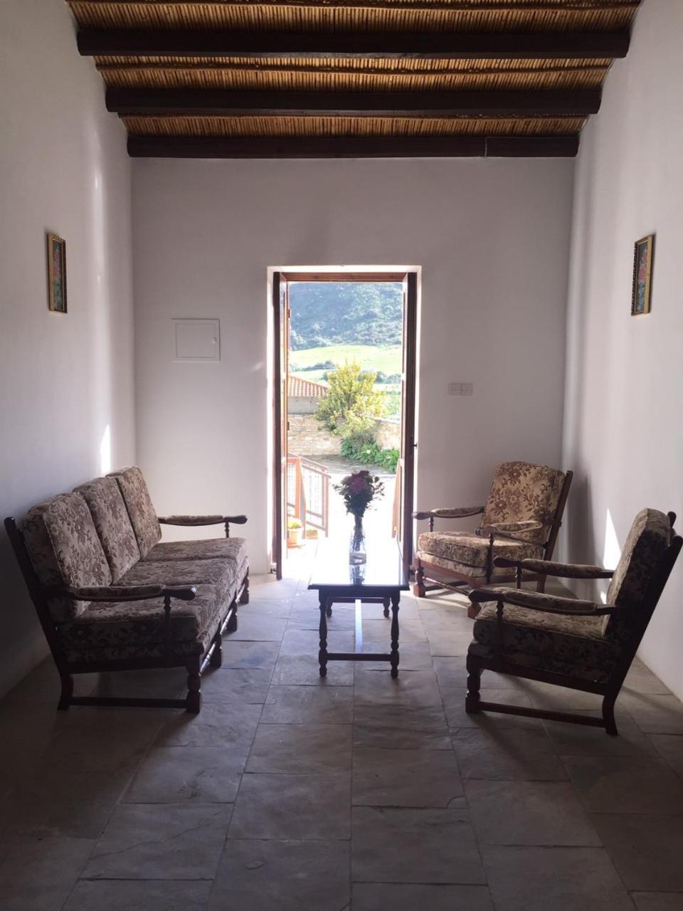 Charoullas Traditional Mansion Villa Alaminos Buitenkant foto
