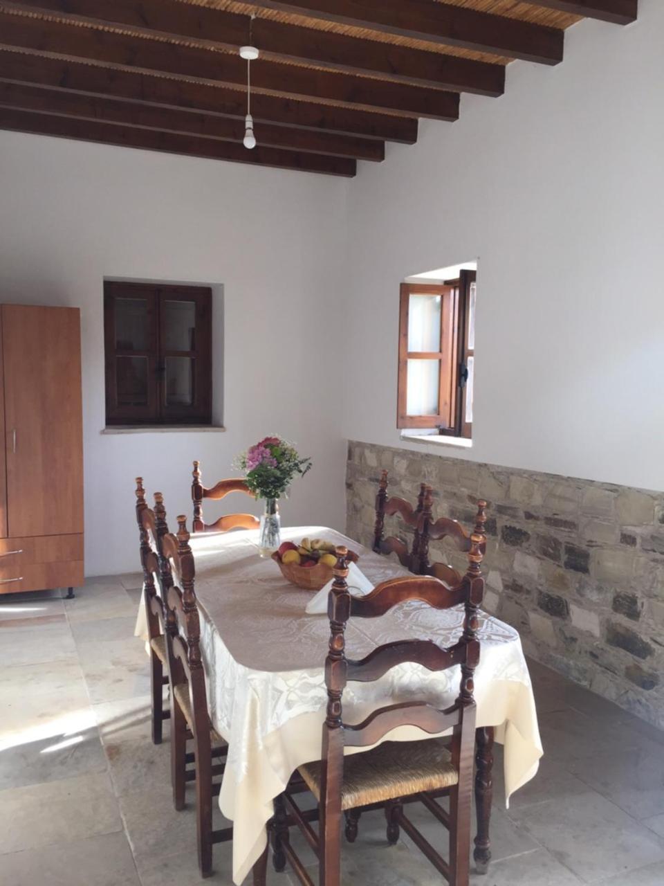 Charoullas Traditional Mansion Villa Alaminos Buitenkant foto